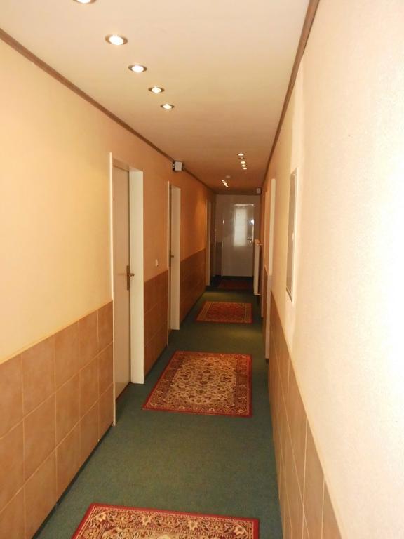 Hotel Garni Am Heuberg Eschwege Esterno foto