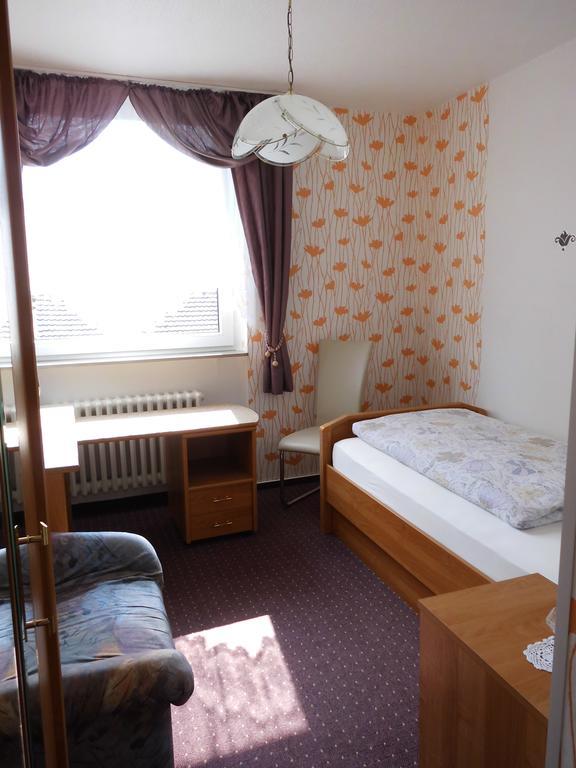 Hotel Garni Am Heuberg Eschwege Esterno foto